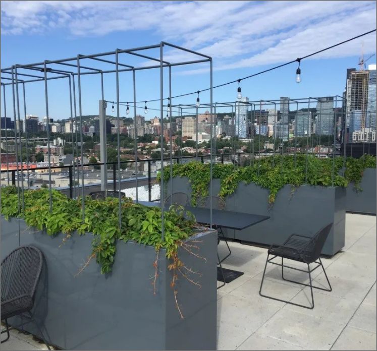 3 BACS À FLEURS HAUT GRIS